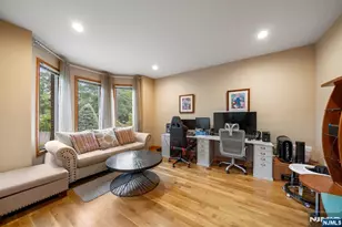 325 Cooper Pl, Paramus, NJ 07652 - Photo 5