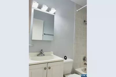 34 President Street, East Newark, NJ 07029 - Photo 11