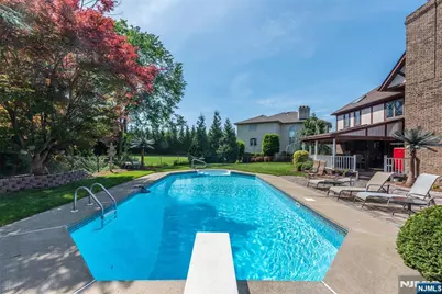 13 Fox Run, Caldwell, NJ 07006 - Photo 9