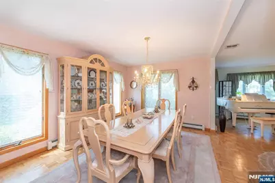 13 Fox Run, Caldwell, NJ 07006 - Photo 31