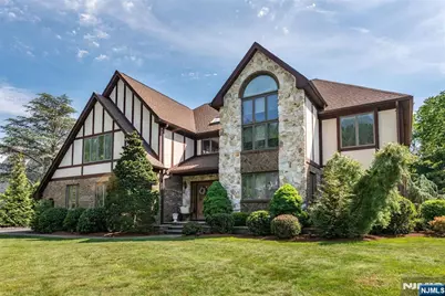 13 Fox Run, North Caldwell, NJ 07006 - Photo 1