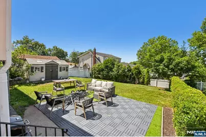 481 Macarthur Avenue 1 #1, Garfield, NJ 07026 - Photo 23