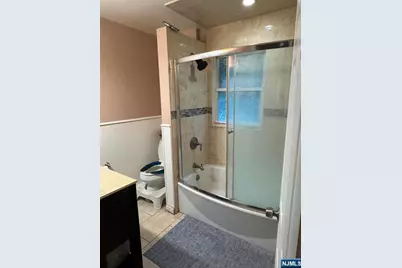 104 Arthur Street, Ridgefield Park, NJ 07660 - Photo 9