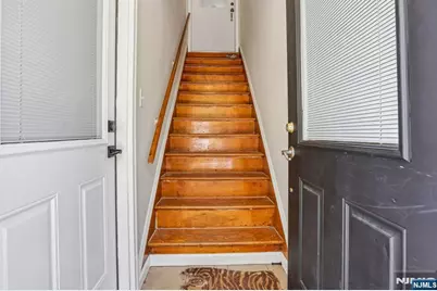 481 Macarthur Avenue 2 #2, Garfield, NJ 07026 - Photo 3