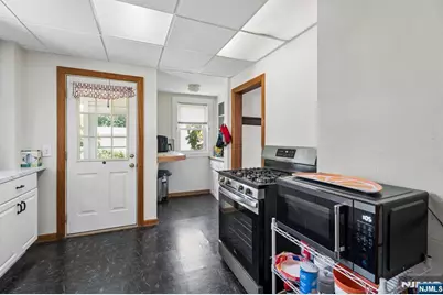 17 Wellington Avenue, West Orange Township, NJ 07052 - Photo 9
