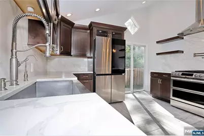 69 Pittis Avenue, Allendale, NJ 07401 - Photo 13