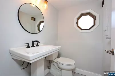 69 Pittis Avenue, Allendale, NJ 07401 - Photo 31