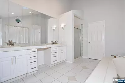 69 Pittis Avenue, Allendale, NJ 07401 - Photo 25