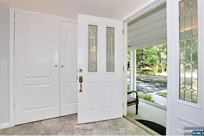 69 Pittis Avenue, Allendale, NJ 07401 - Photo 3