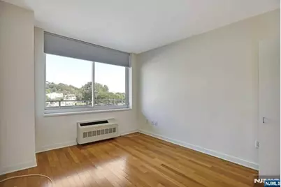 512 Hudson Park 512 #512, Edgewater, NJ 07020 - Photo 11
