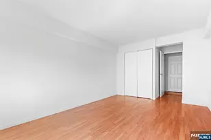 333 Grand Ave 3Q, Palisades Park, NJ 07650 - Photo 7