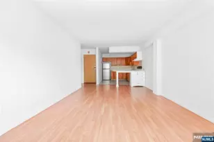333 Grand Ave 3Q, Palisades Park, NJ 07650 - Photo 5