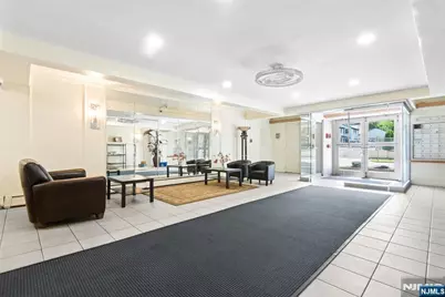 333 Grand Avenue 3Q #3Q, Palisades Park, NJ 07650 - Photo 3