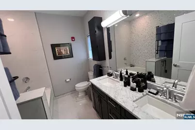 140 Overlook Avenue D 1 #D 1, Hackensack, NJ 07601 - Photo 9