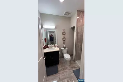 140 Overlook Avenue D 1 #D 1, Hackensack, NJ 07601 - Photo 11