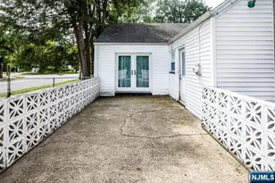 4 Beverly Rd, Glen Rock, NJ 07452 - Photo 31
