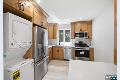 49 E Pleasant Avenue 1 #1, Maywood, NJ 07607 - Photo 5
