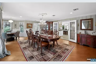 11 Pine Tree Drive, Saddle River, NJ 07458 - Photo 11