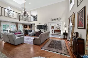 11 Pine Tree Dr, Saddle River, NJ 07458 - Photo 9