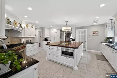 11 Pine Tree Drive, Saddle River, NJ 07458 - Photo 11
