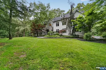 11 Pine Tree Drive, Saddle River, NJ 07458 - Photo 1