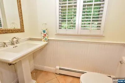 48 Ackerman Street, Waldwick, NJ 07430 - Photo 17