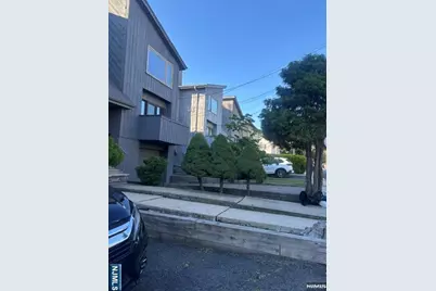 2141 South Street 2141 #2141, Fort Lee, NJ 07024 - Photo 3