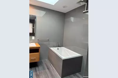 2141 South Street 2141 #2141, Fort Lee, NJ 07024 - Photo 15