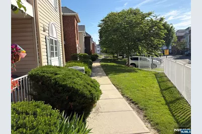 105 Roseland Avenue 1601 #1601, Caldwell, NJ 07006 - Photo 5