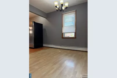 236 E Palisades Boulevard, Palisades Park, NJ 07650 - Photo 9