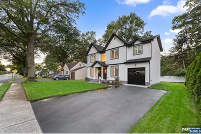31-07 Morlot Avenue, Fair Lawn, NJ 07410 - Photo 3