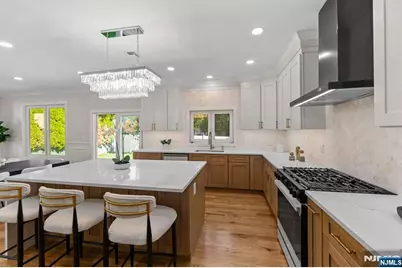 31-07 Morlot Avenue, Fair Lawn, NJ 07410 - Photo 19