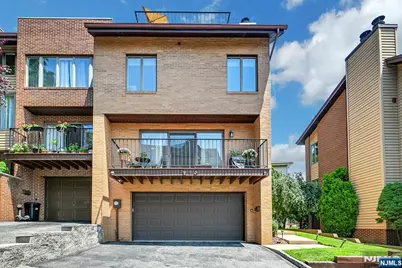 9 Yorkview Drive A3 #A3, Edgewater, NJ 07020 - Photo 1