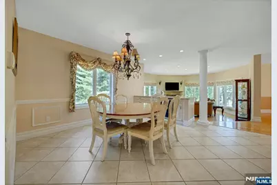 252 Mabel Place, Franklin Lakes, NJ 07417 - Photo 19