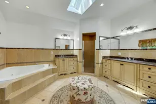 252 Mabel Pl, Franklin Lakes, NJ 07417 - Photo 31