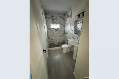 109 Monmouth Avenue, Wayne, NJ 07470 - Photo 15