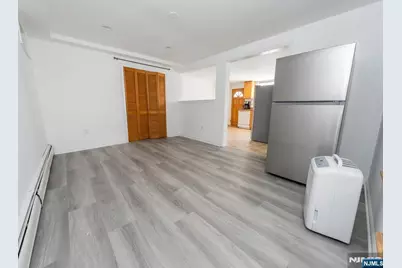754 Kingsland Avenue, Ridgefield, NJ 07657 - Photo 13