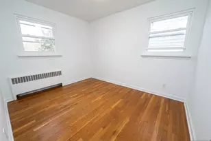 754 Kingsland Ave, Ridgefield, NJ 07657 - Photo 9