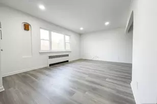 754 Kingsland Ave, Ridgefield, NJ 07657 - Photo 5