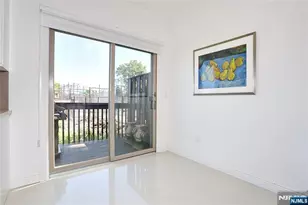 423 Lafayette Ave, Cliffside Park, NJ 07010 - Photo 19