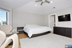 423 Lafayette Ave, Cliffside Park, NJ 07010 - Photo 27