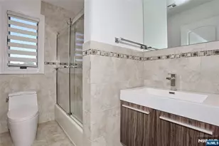 423 Lafayette Ave, Cliffside Park, NJ 07010 - Photo 35