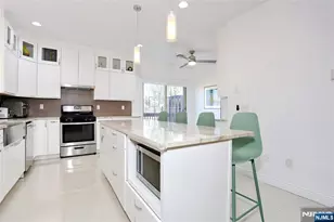 423 Lafayette Ave, Cliffside Park, NJ 07010 - Photo 15