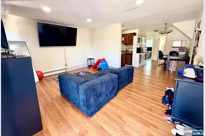 18 President Street 2 #2, East Newark, NJ 07029 - Photo 3