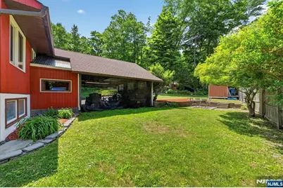 42 Goldfinch Lane, West Milford, NJ 07421 - Photo 37