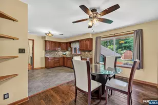 42 Goldfinch Ln, West Milford, NJ 07421 - Photo 5