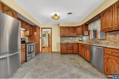 42 Goldfinch Lane, West Milford, NJ 07421 - Photo 3