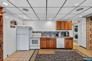 42 Goldfinch Ln, West Milford, NJ 07421 - Photo 5