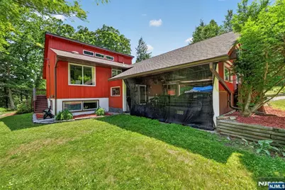42 Goldfinch Lane, West Milford, NJ 07421 - Photo 33