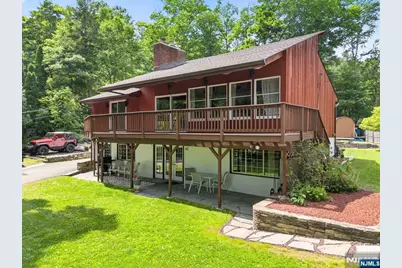 42 Goldfinch Lane, West Milford, NJ 07421 - Photo 11